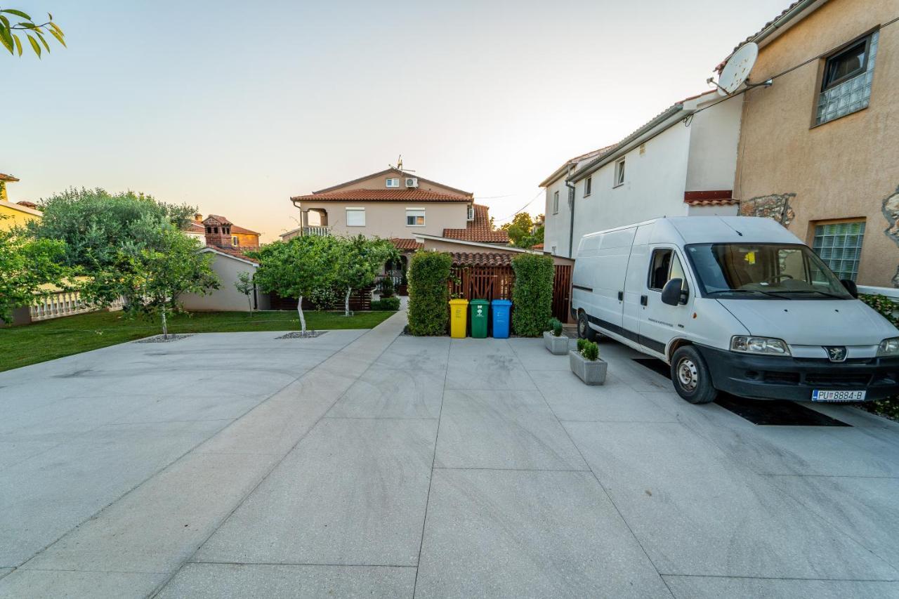 Apartment Suncica Πούλα Εξωτερικό φωτογραφία