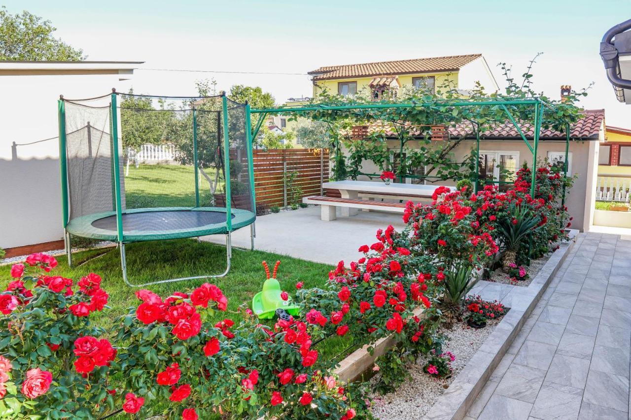 Apartment Suncica Πούλα Εξωτερικό φωτογραφία