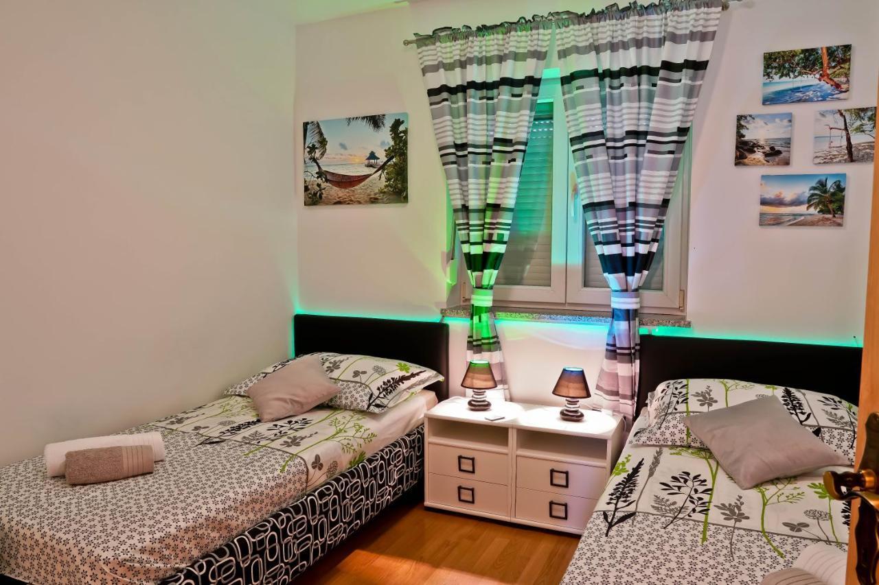 Apartment Suncica Πούλα Εξωτερικό φωτογραφία