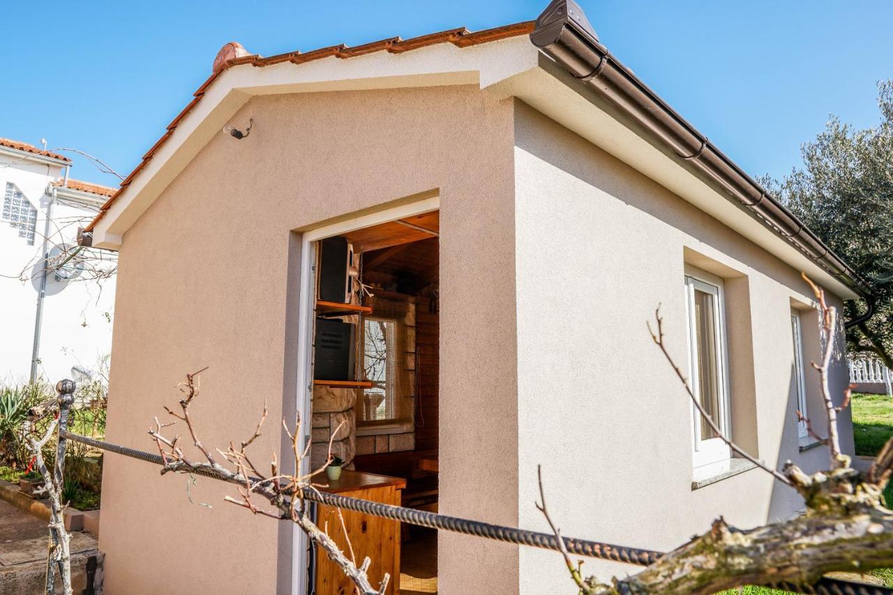 Apartment Suncica Πούλα Εξωτερικό φωτογραφία