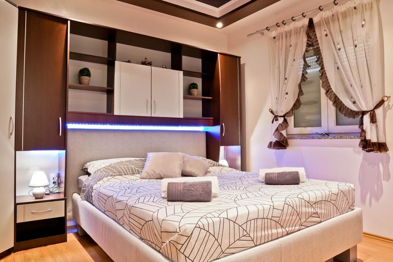 Apartment Suncica Πούλα Εξωτερικό φωτογραφία